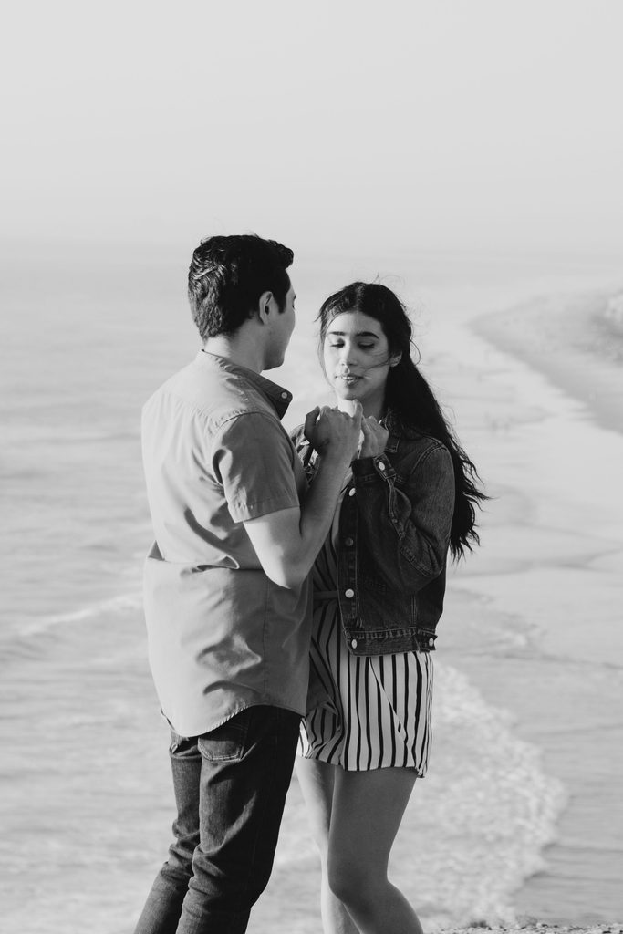 Healthy communication and emotional regulation in relationships