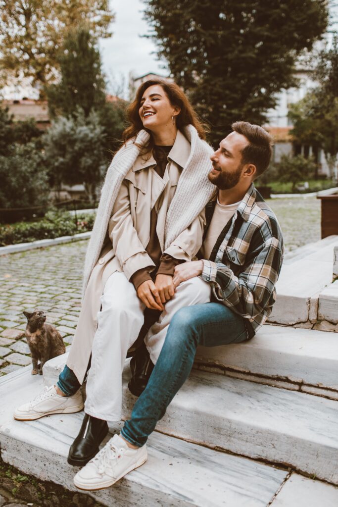 Healthy communication and emotional connection in romantic relationships