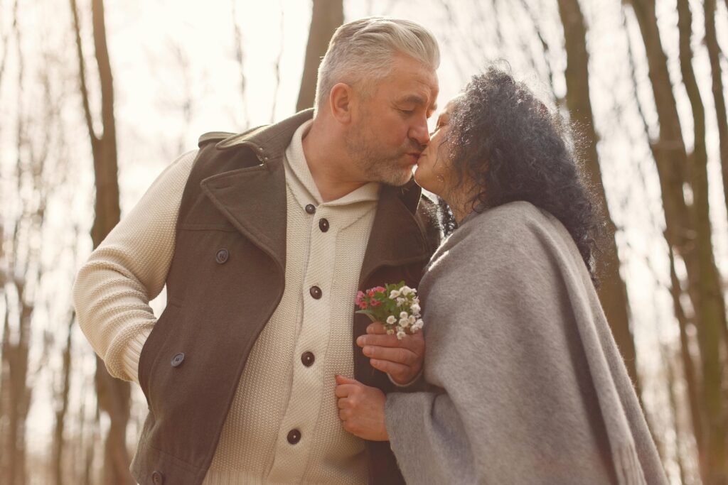 Saga Dating Dating over 50
