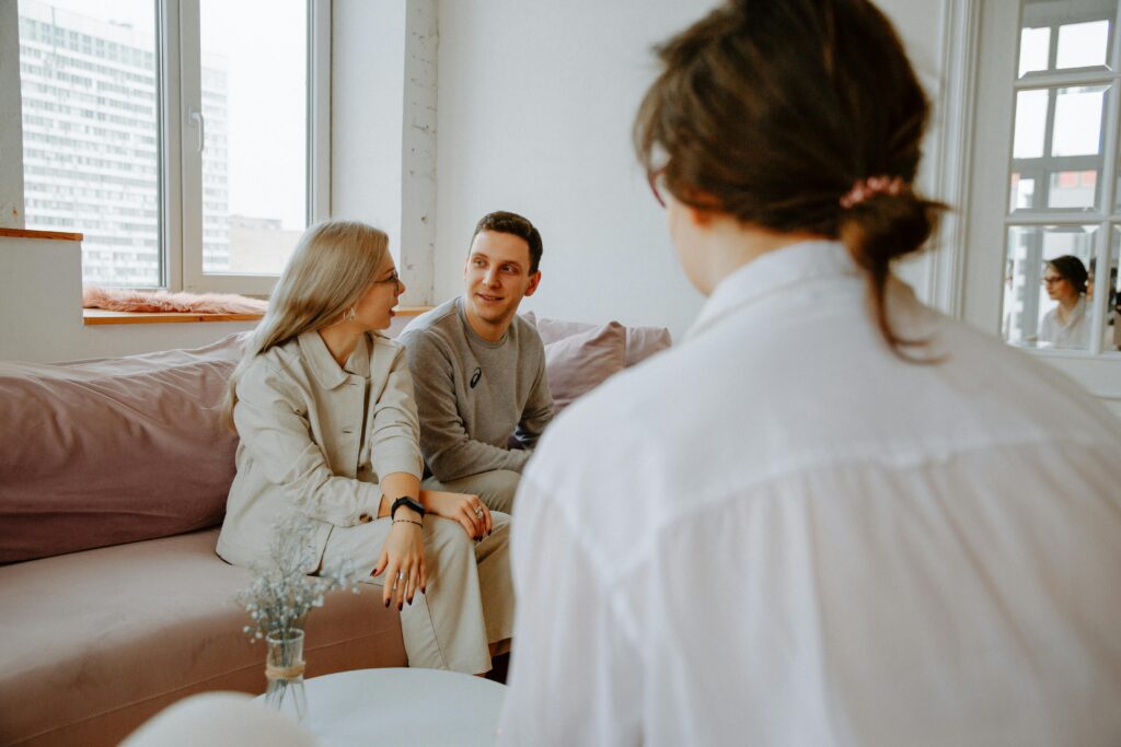 Professional relationship counselling services in London for couples and individuals