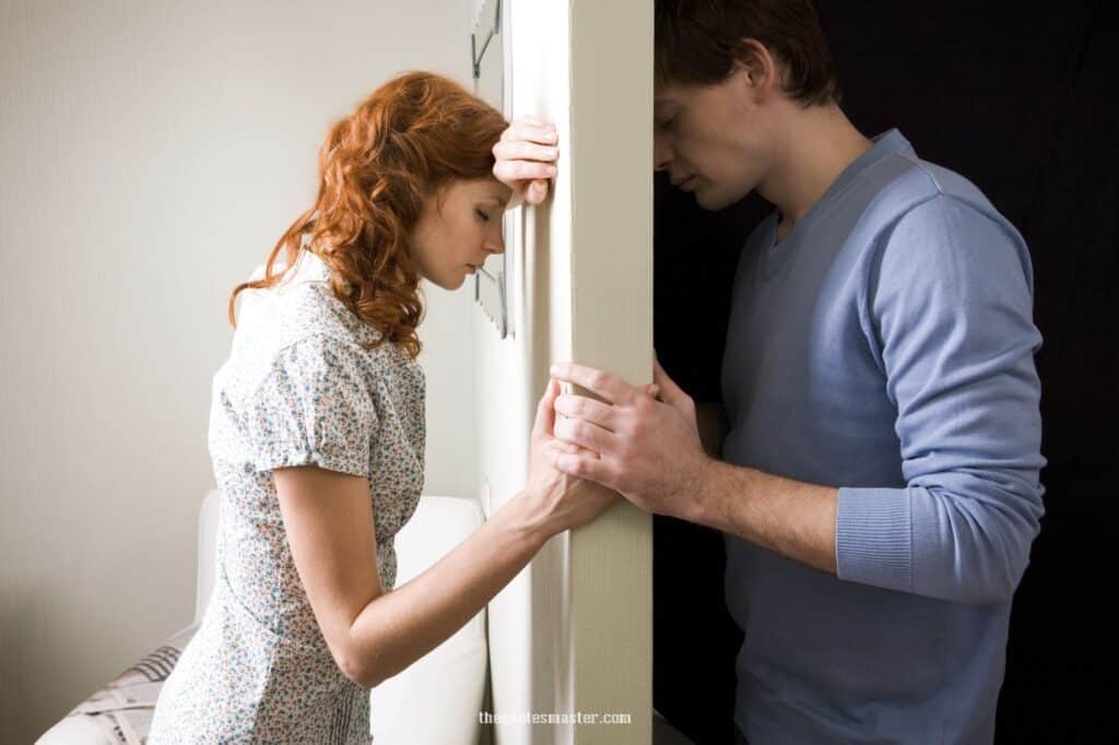 How To Forgive And Move On From Past Mistakes In A Relationship?