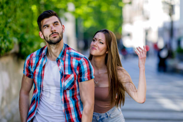 Is It Harder For Attractive People To Date?