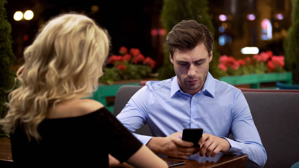 What Are The 5 Stages Of Dating?