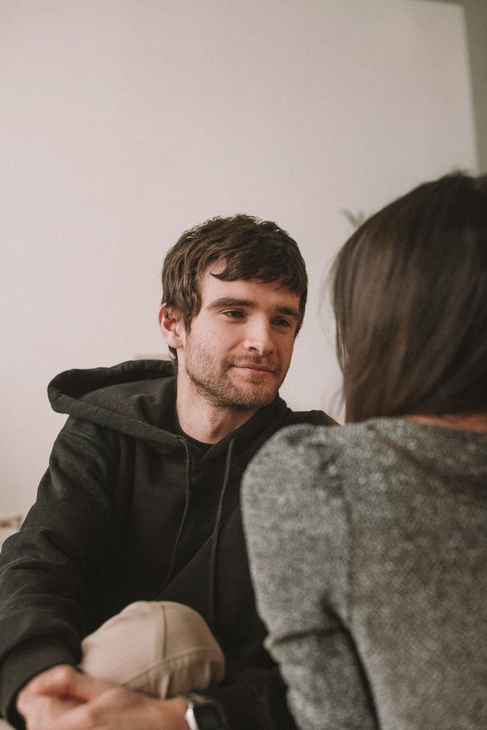 Building trust in relationships through honest communication and emotional connection