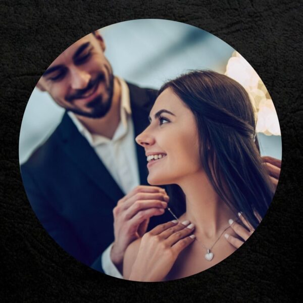Couples Therapy Clerkenwell with qualified couples therapist at Miss Date Doctor working on Communication