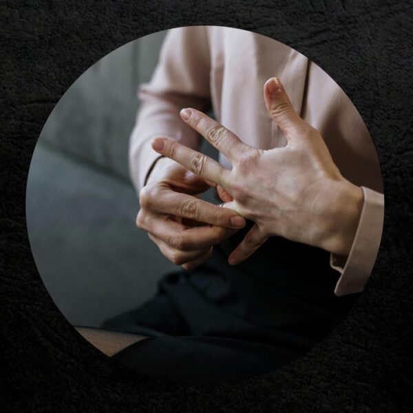 Practical course designed to help singles reignite dating confidence after a breakup.