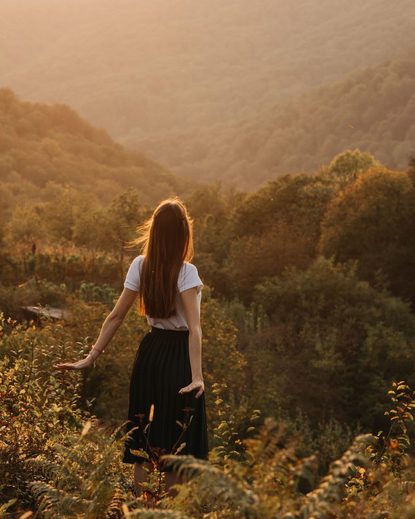 Digital Detox Retreat in the UK helping guests disconnect from technology and reconnect with wellbeing and personal relationships