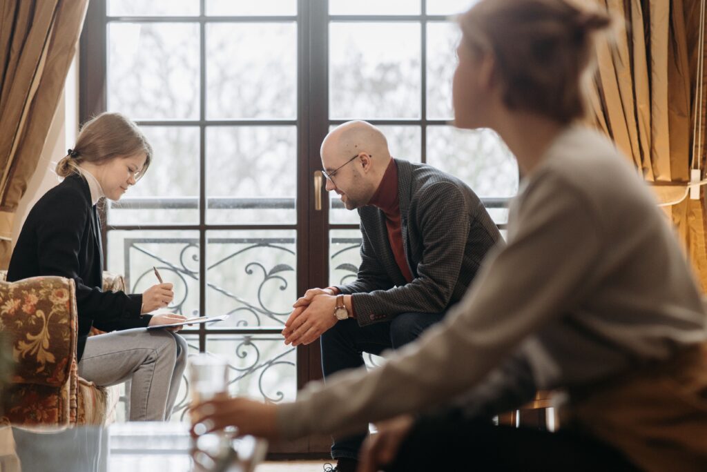 Couples relationship counselling in London for communication, trust and commitment issues.