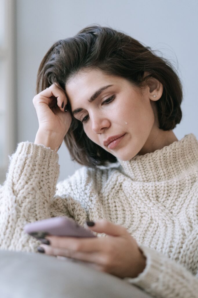 Woman asking why do men keep dumping me after repeated breakups
